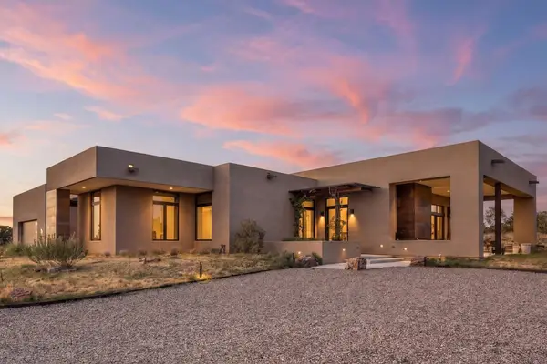 9 Black Mesa, Santa Fe, NM 87506
