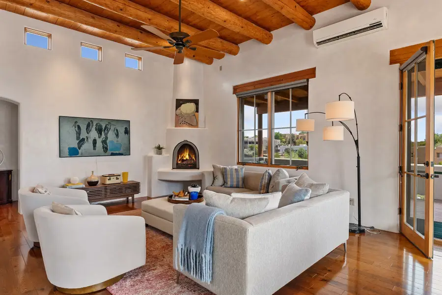 69 Avenida Frijoles, Santa Fe, NM 87507 - #2