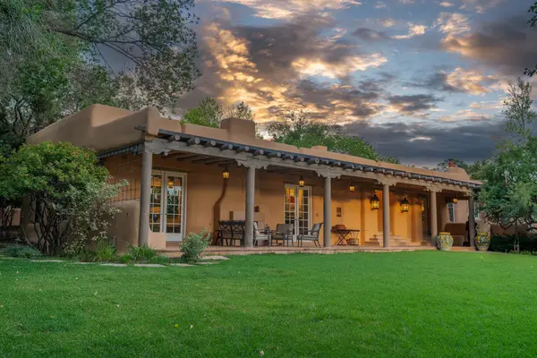 5200 Old Santa Fe Trl., Santa Fe, NM 87505