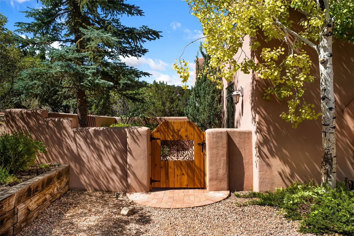 3 Camino Osito, Santa Fe, NM 87505 - #1
