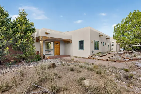 53 Balsa Road, Santa Fe, NM 87508