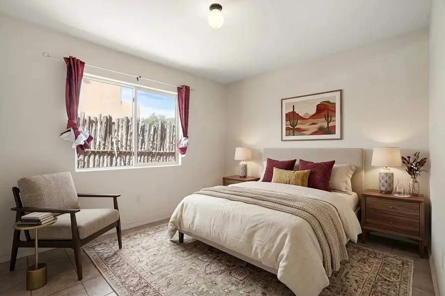 6638 Camino Rojo, Santa Fe, NM 87507 - #3