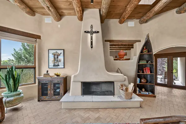 39 Centaurus Ranch, Santa Fe, NM 87507