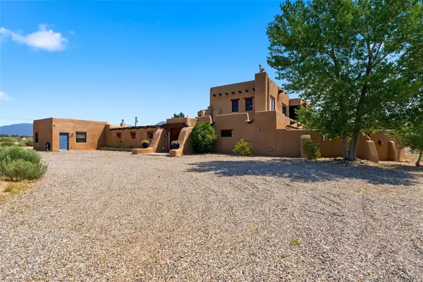 1534 Millicent Rogers, El Prado, NM 87529
