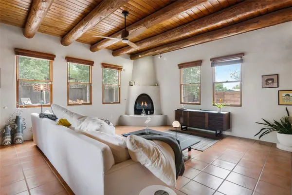928 Nicole Place Unit C, Santa Fe, NM 87505