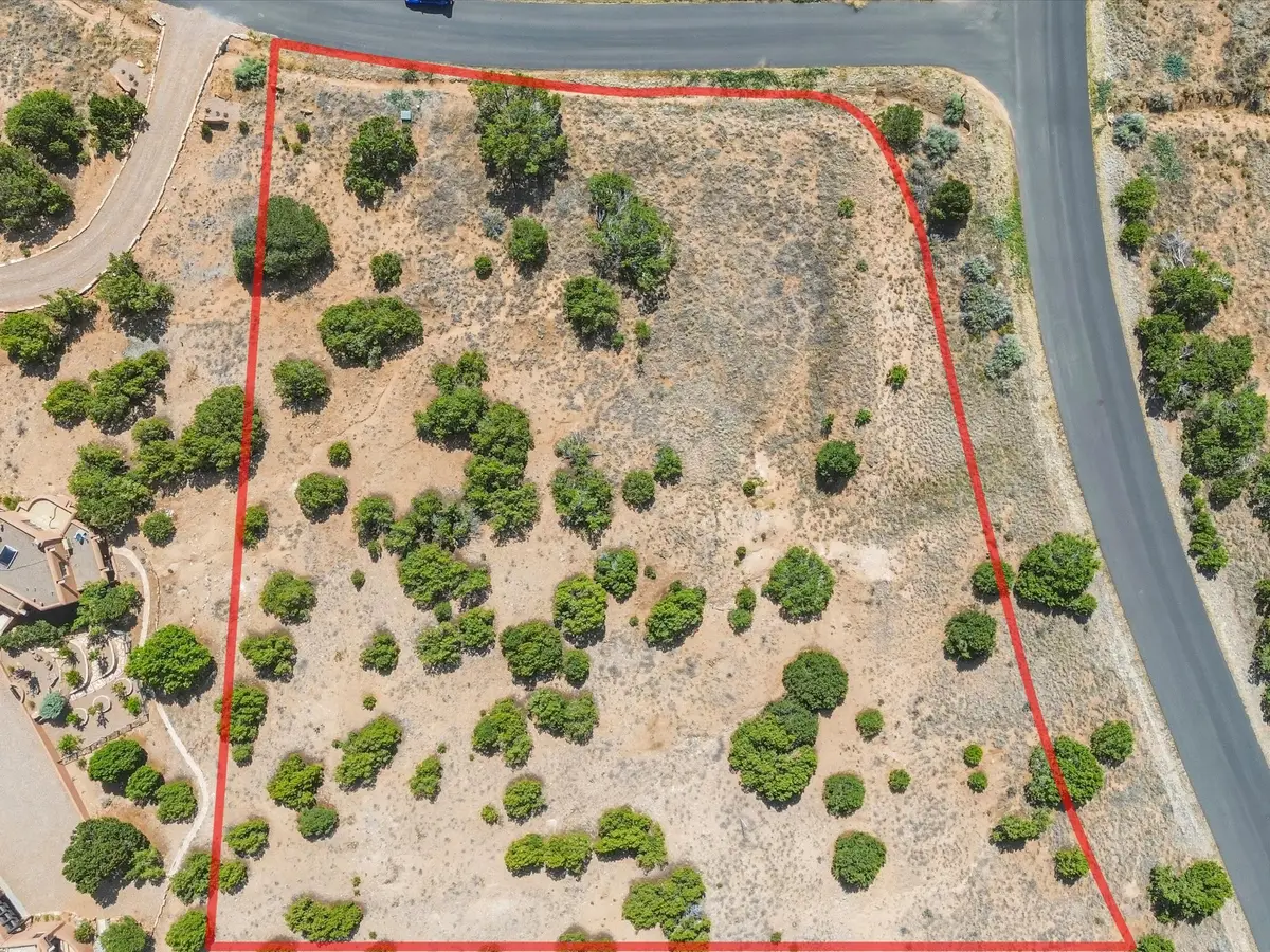 4 Hollyhock Cir, Santa Fe, NM 87506 - #1