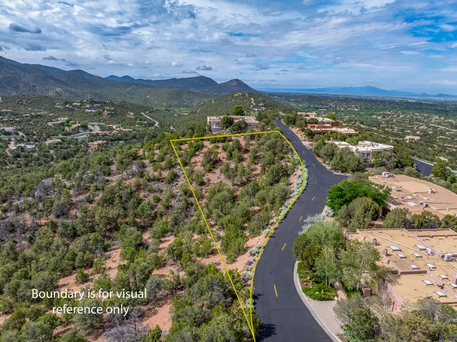 850 Vista Canada Lane, Santa Fe, NM 87501 - #3