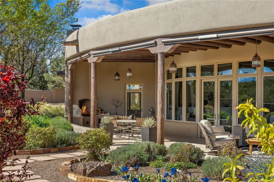 19 Falling Star Circle, Santa Fe, NM 87506 - #2
