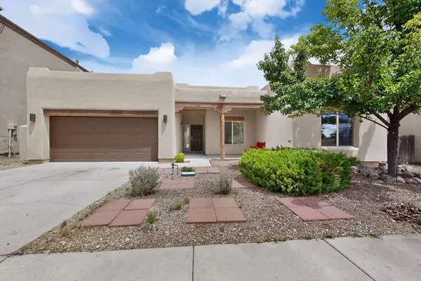 4809 Golden Ray Circle, Santa Fe, NM 87507