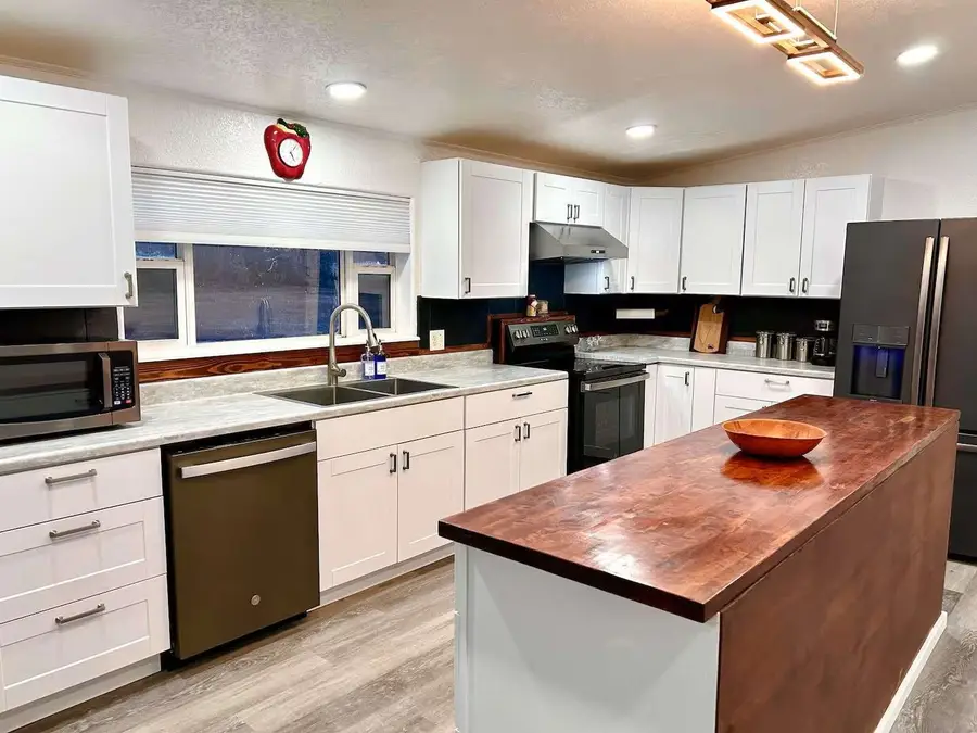 22 Road 2893, Aztec, NM 87410 - #3