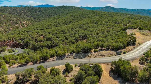 1071 S Summit Ridge, Santa Fe, NM 87501