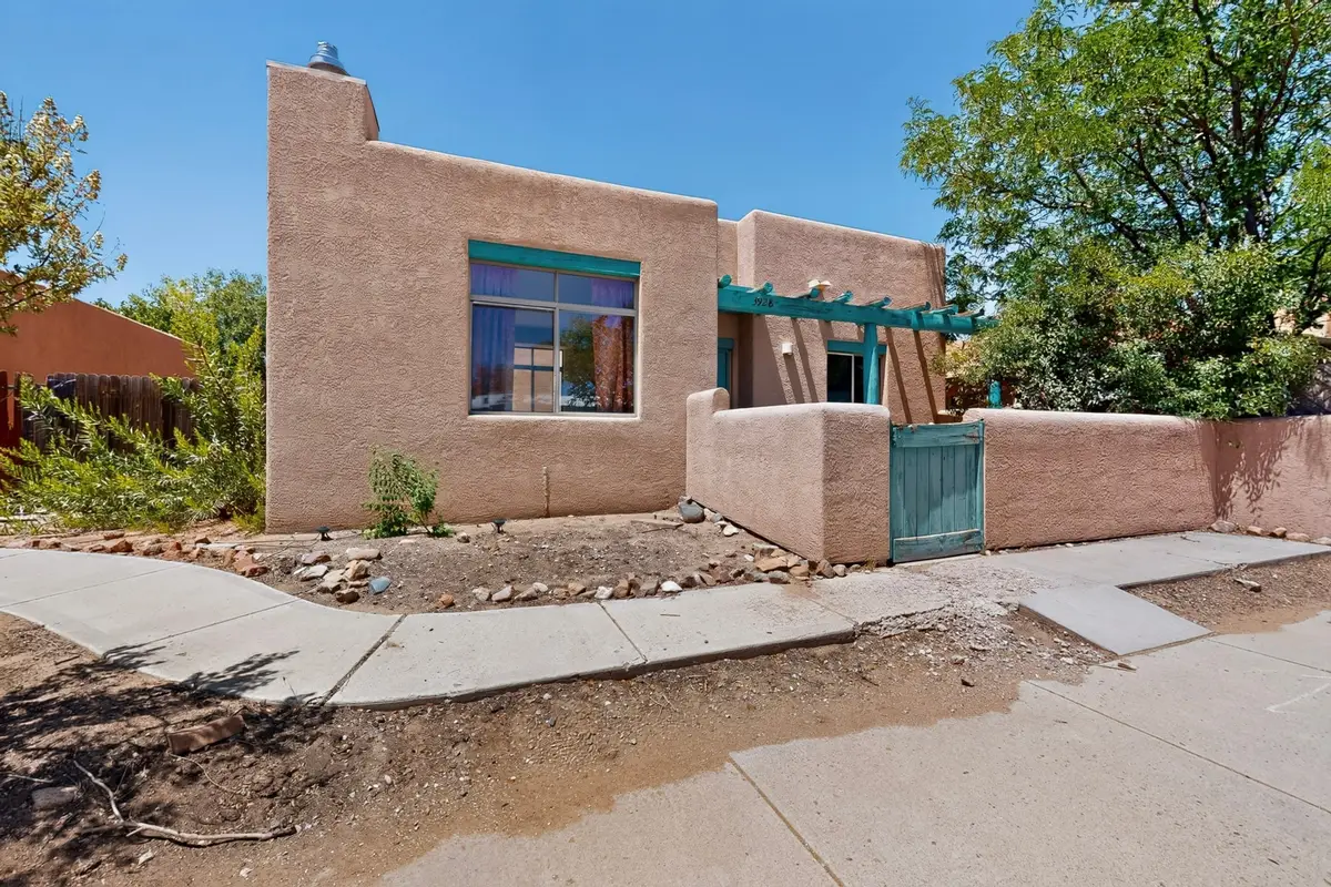 3928 Paseo Del Sol, Santa Fe, NM 87507 - #1