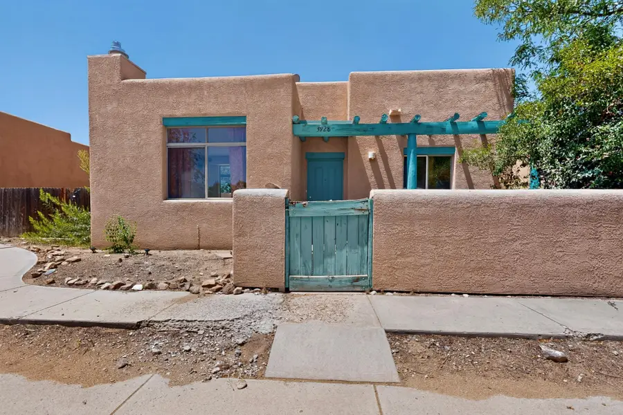 3928 Paseo Del Sol, Santa Fe, NM 87507 - #3