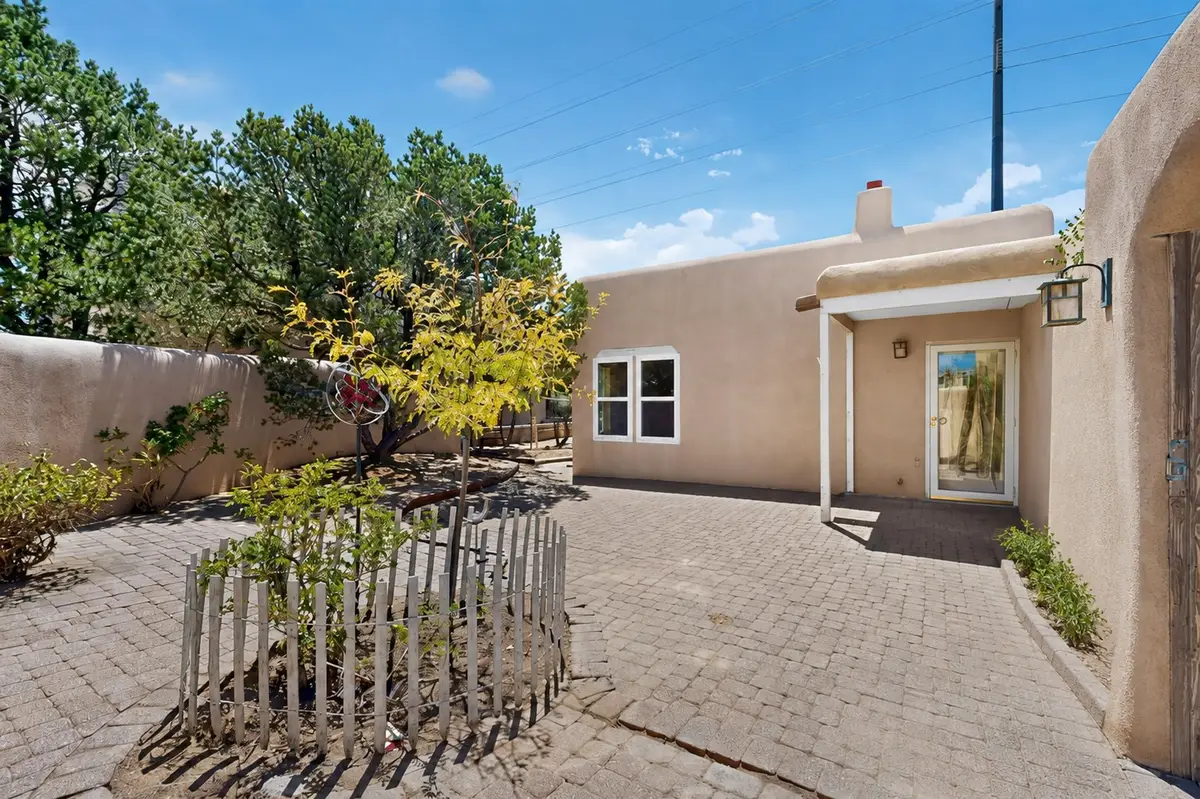 2733 Via Venado, Santa Fe, NM 87505 - #1