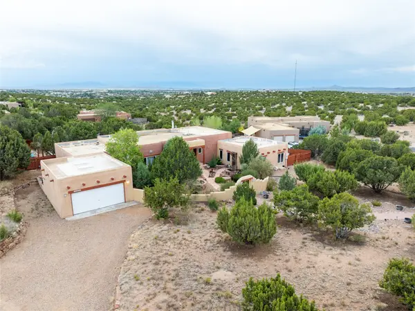 2308 Camino Vado, Santa Fe, NM 87507