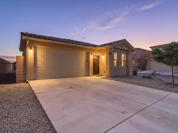 3932 Jaxson Lane, Santa Fe, NM 87507