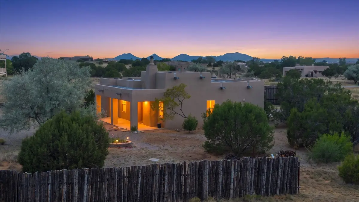 7 Gaviota Road, Santa Fe, NM 87508 - #1