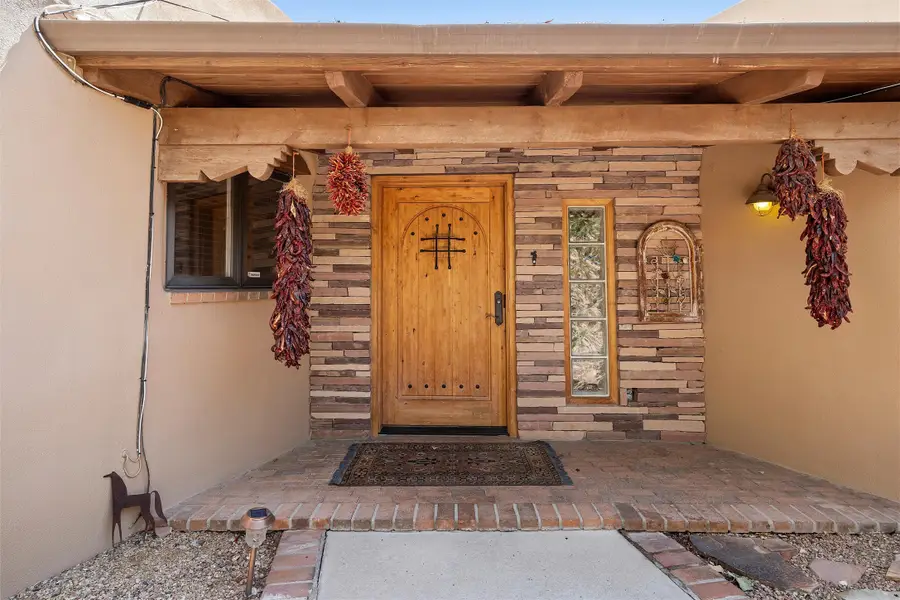 4068 Dietz Farm Circle Nw, Los Ranchos De Albuquerque, NM 87107 - #2