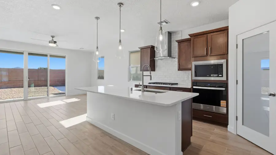 4065 Estrella Noche, Santa Fe, NM 87507 - #3