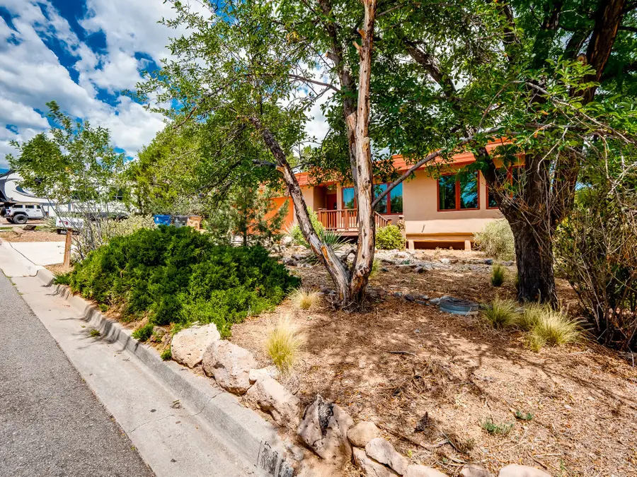 1980 Camino Mora, Los Alamos, NM 87544 - #2