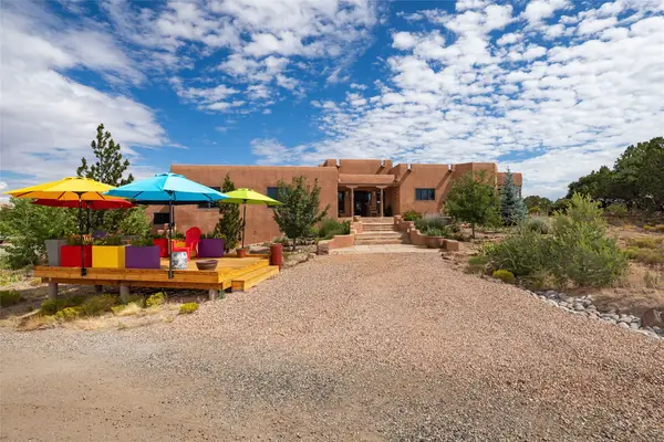 18 Blue Canyon Vista, Santa Fe, NM 87507