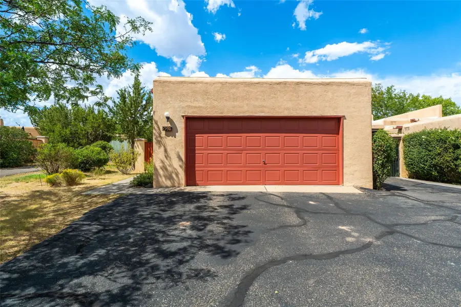 2963 Plaza Blanca, Santa Fe, NM 87507 - #3