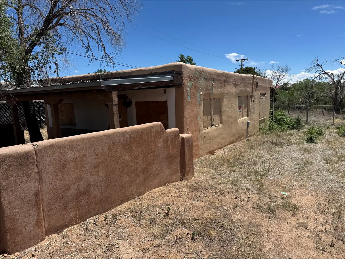 3908 Rodeo Drive, Santa Fe, NM 87507 - #1