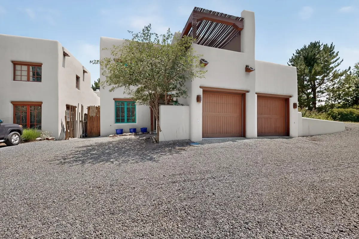 401B Apache, Taos, NM 87571 - #1