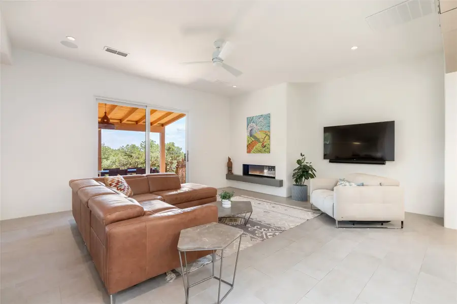 1667 Sentiero Della Villa, Santa Fe, NM 87506 - #2