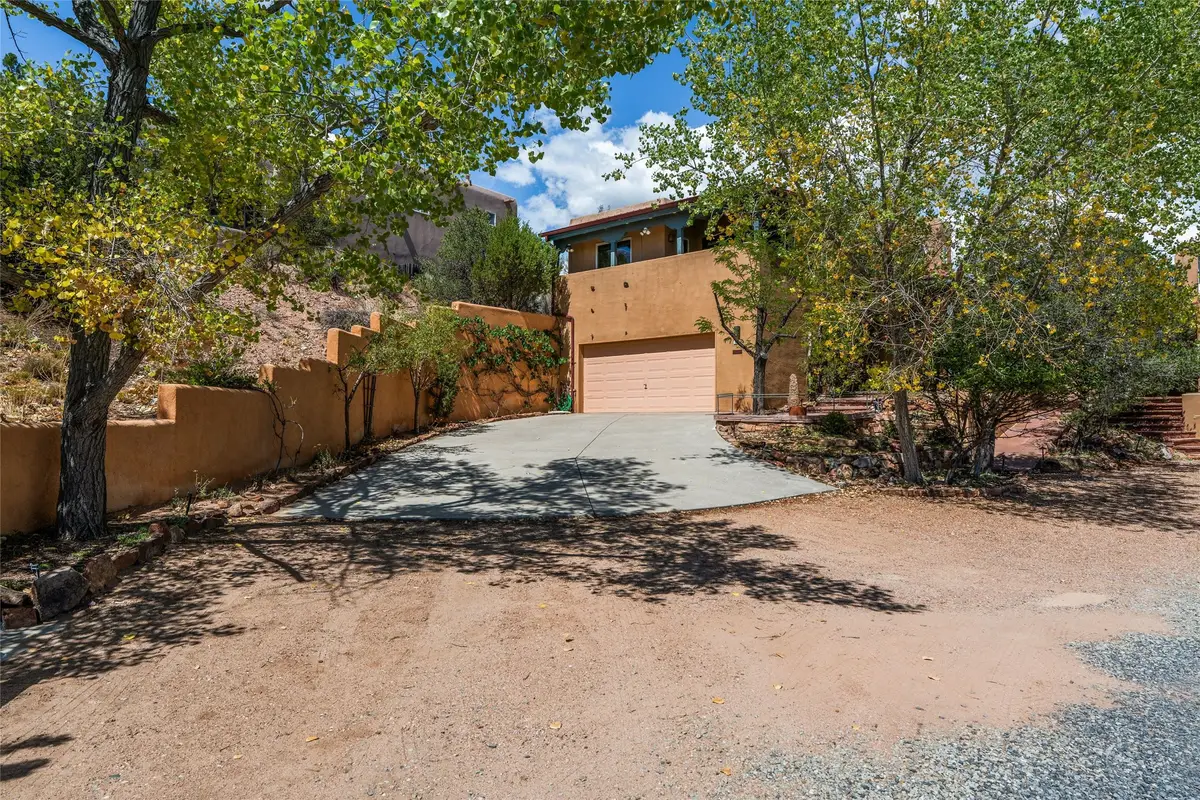 233 Camino De La Sierra, Santa Fe, NM 87501 - #1