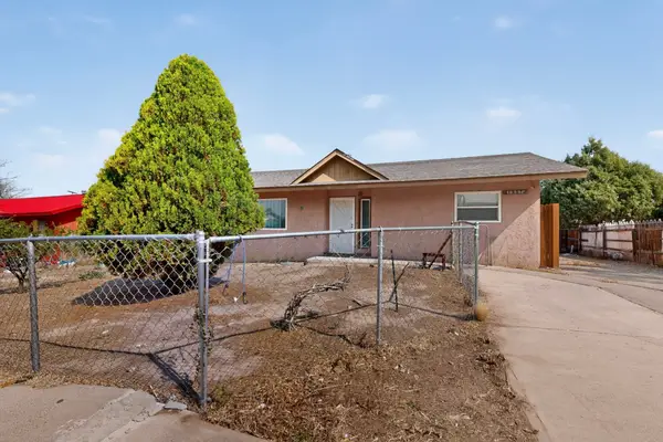 1907 E Shadowood, Espanola, NM 87532