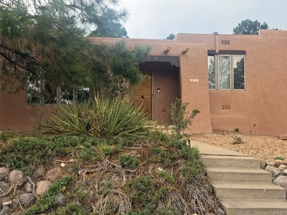 195 El Rayo, Los Alamos, NM 87544 - #1