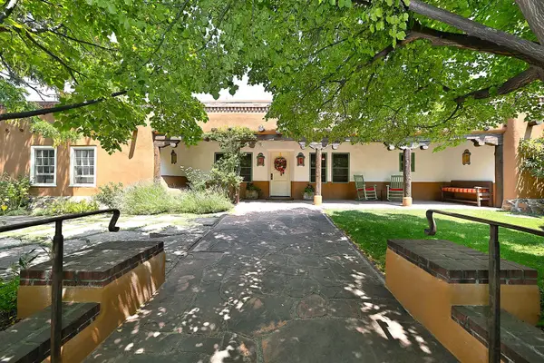 311 Bishops Lodge Road, Santa Fe, NM 87501