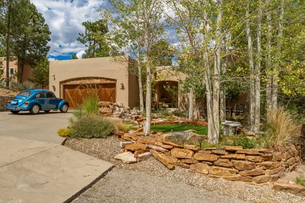 1991 Dogwood, Los Alamos, NM 87544