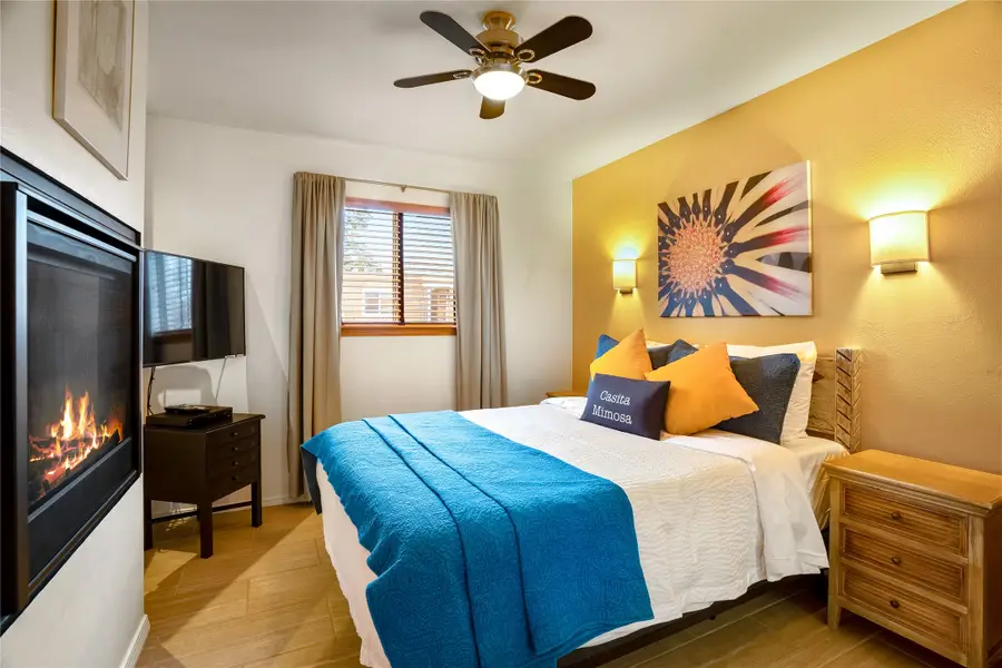 527 Alameda Street E #4, Santa Fe, NM 87501 - #2