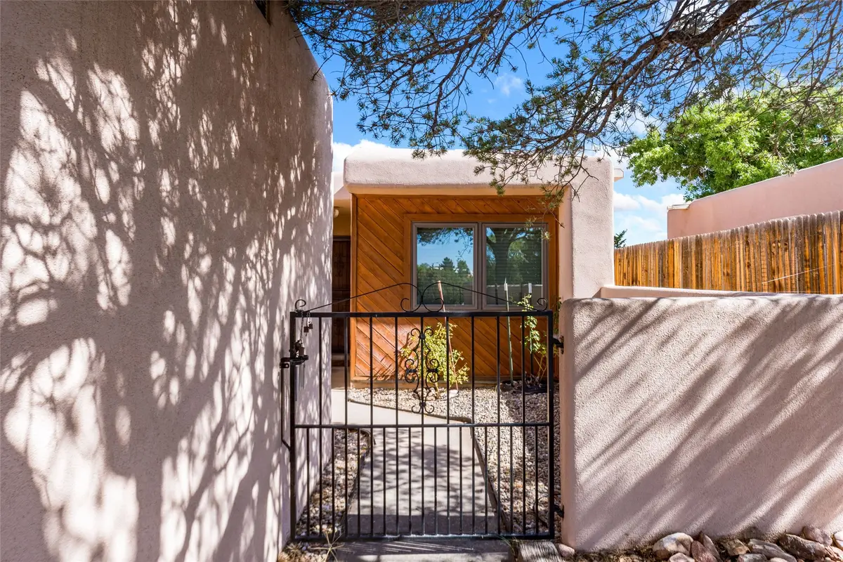 2312 Calle Luminoso, Santa Fe, NM 87505 - #1