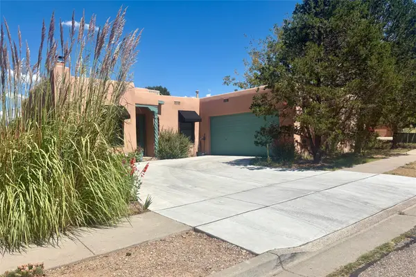 2921 Pueblo Pintado, Santa Fe, NM 87507