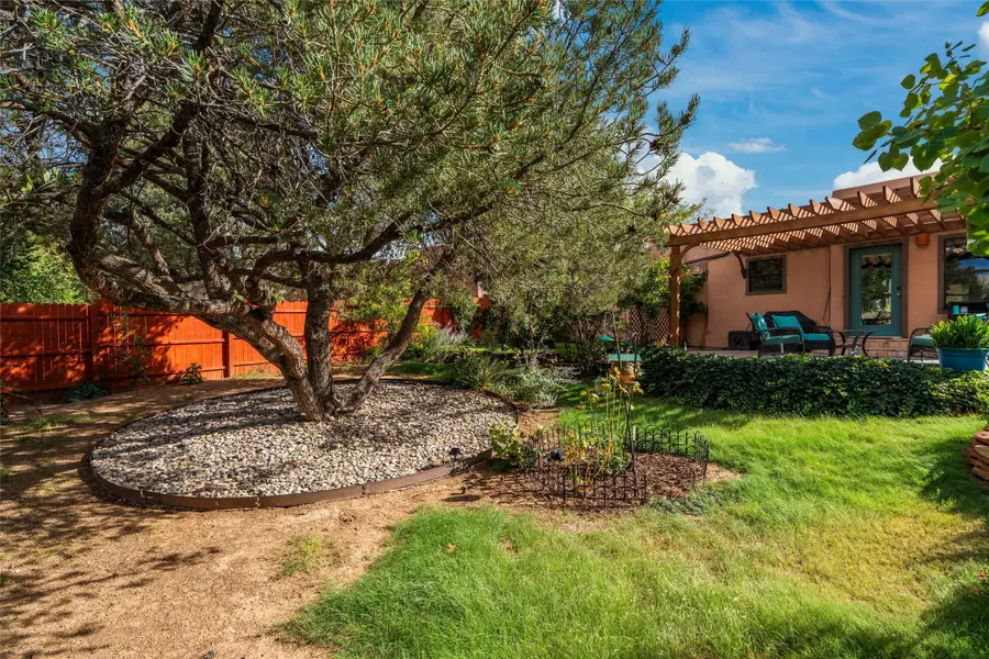 2921 Pueblo Pintado, Santa Fe, NM 87507 - #3