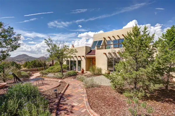 1 Blue Corn Trace, Santa Fe, NM 87508