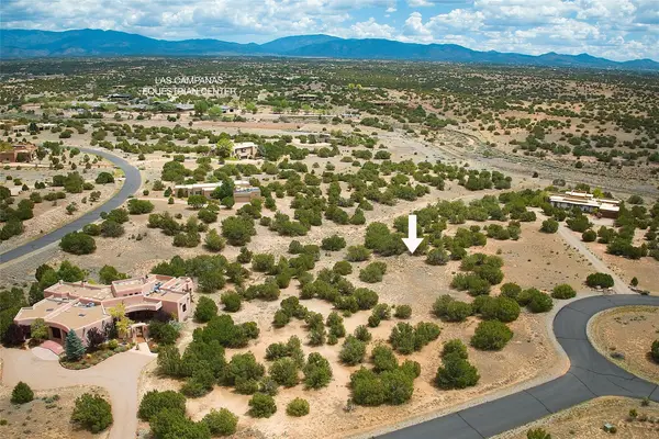 12 Luz Del Dia, Santa Fe, NM 87506