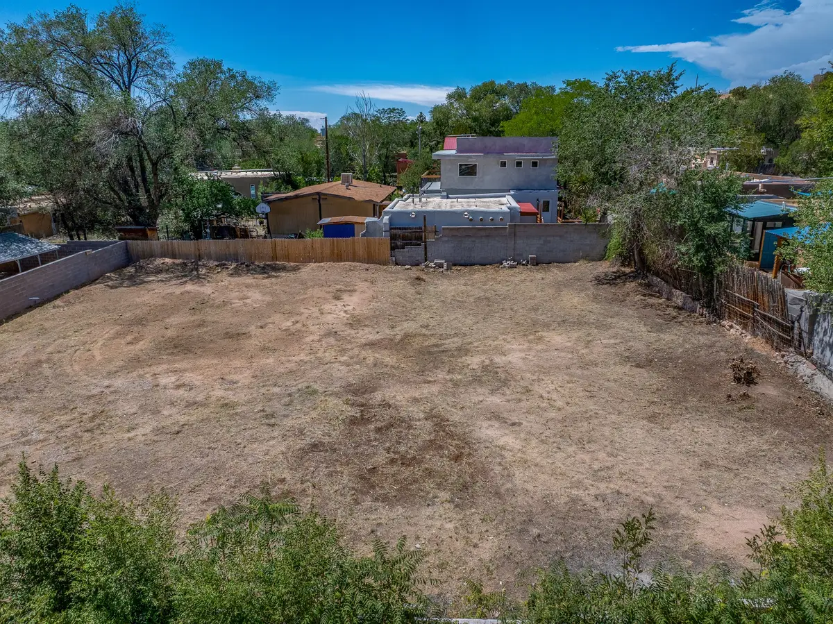 132 Bob, Santa Fe, NM 87501 - #1