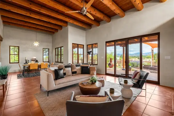 66 Condesa Road, Santa Fe, NM 87508
