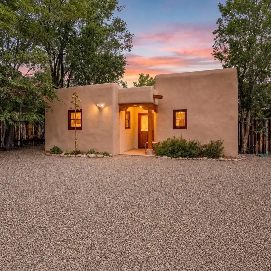 121 Bob, Santa Fe, NM 87501 - #3