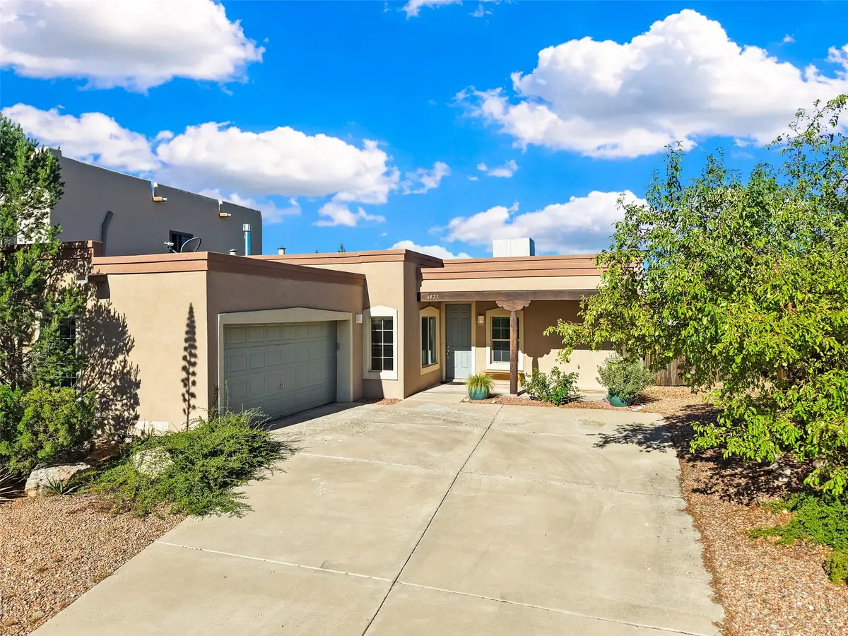 6821 Sunset Circle, Santa Fe, NM 87507 - #1