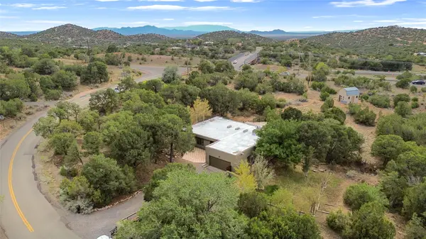 7 Cibola Circle, Santa Fe, NM 87505