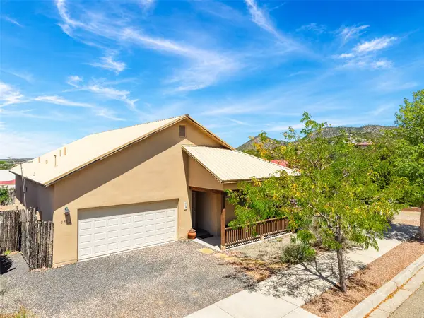 3753 Valmora Road, Santa Fe, NM 87505
