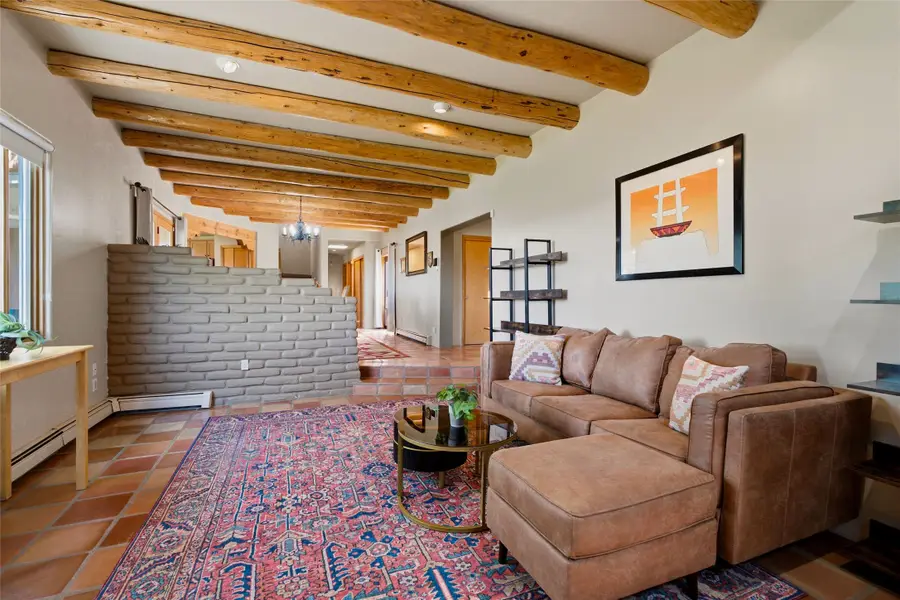 6401 Vooscane Avenue, Cochiti Lake, NM 87083 - #2