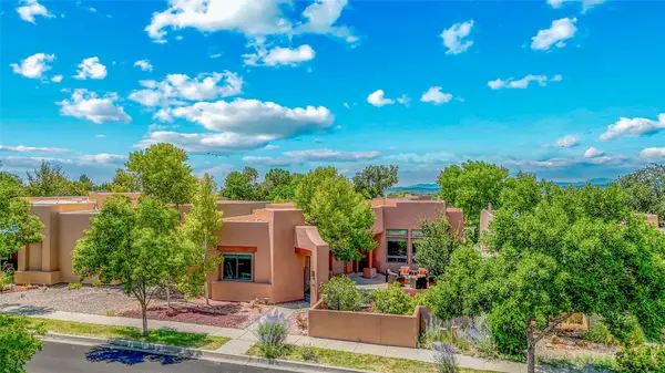 37 Sobradora Drive, Santa Fe, NM 87508