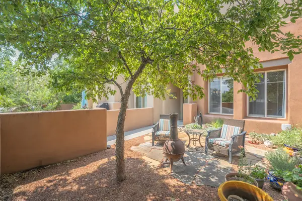 45C Canada Del Rancho, Santa Fe, NM 87508