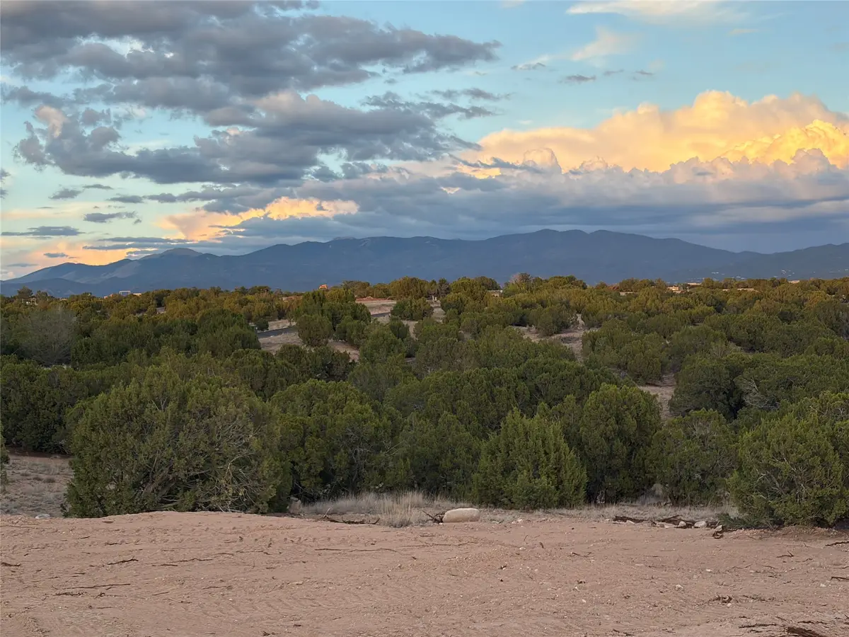 23 W Camino Del Cielo W, Santa Fe, NM 87506 - #1